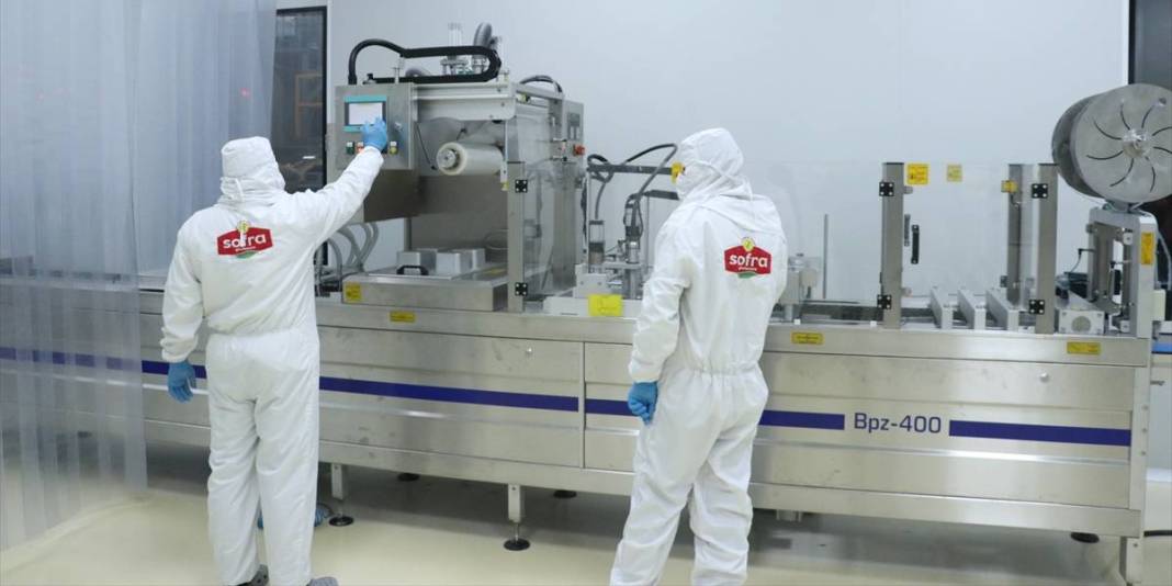 KOSGEB desteğiyle fabrikasını kurdu, çalışmaya başladı! Günde 100.000 paket üretiyor: Yurt dışına bile satıyor 5